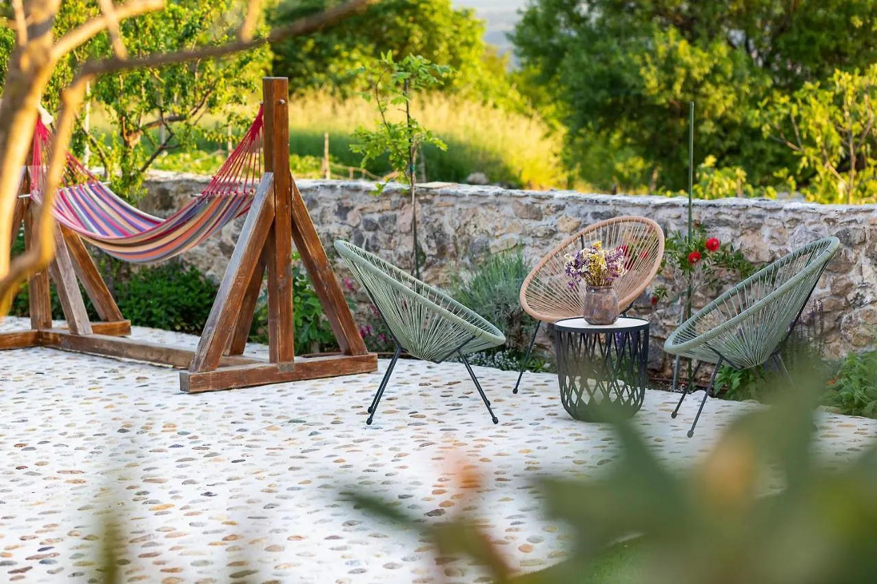 Holiday Home - Villa Thorak Anic