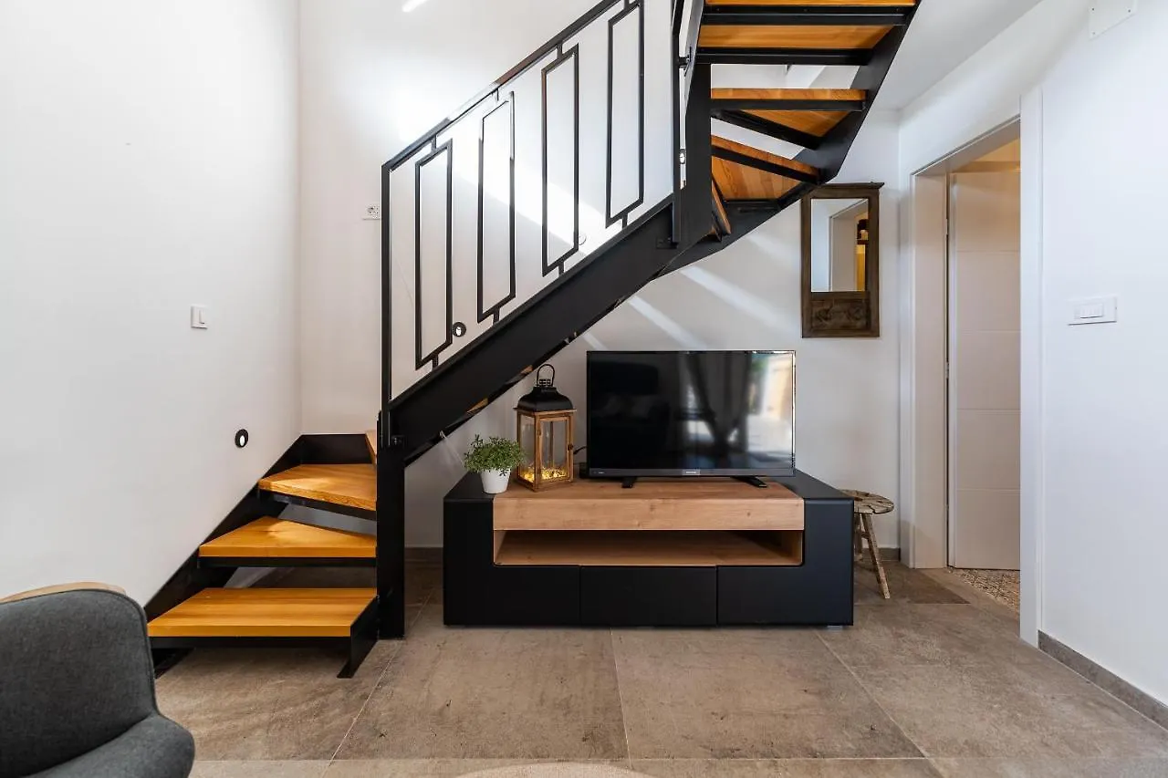 Holiday Home - Villa Thorak Anić كرواتيا