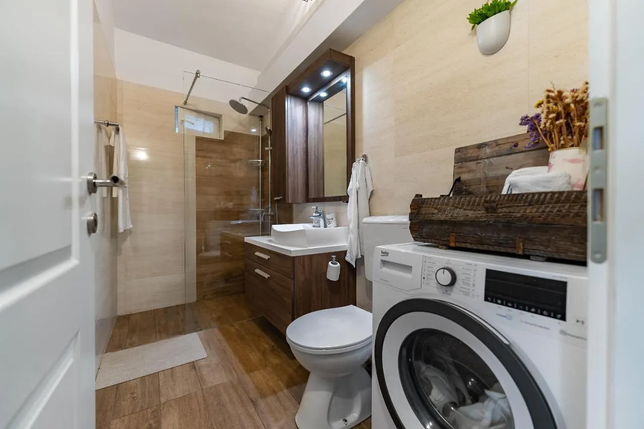 Holiday Home - Villa Thorak Anic 0*,