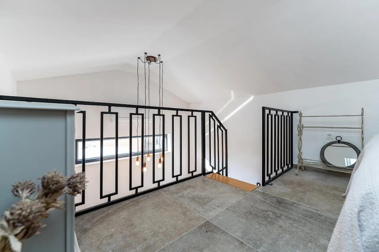Holiday Home - Villa Thorak Anic