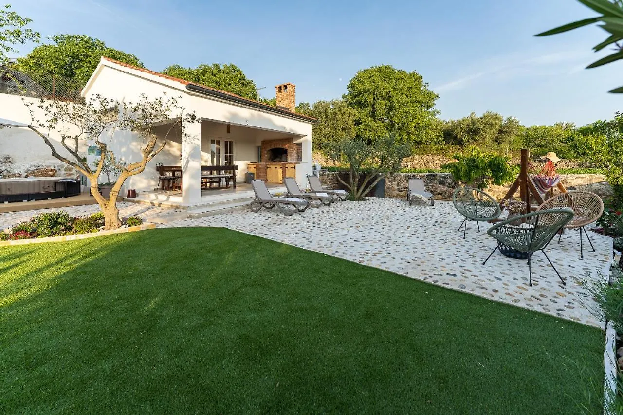 Holiday Home - Villa Thorak Anić كرواتيا