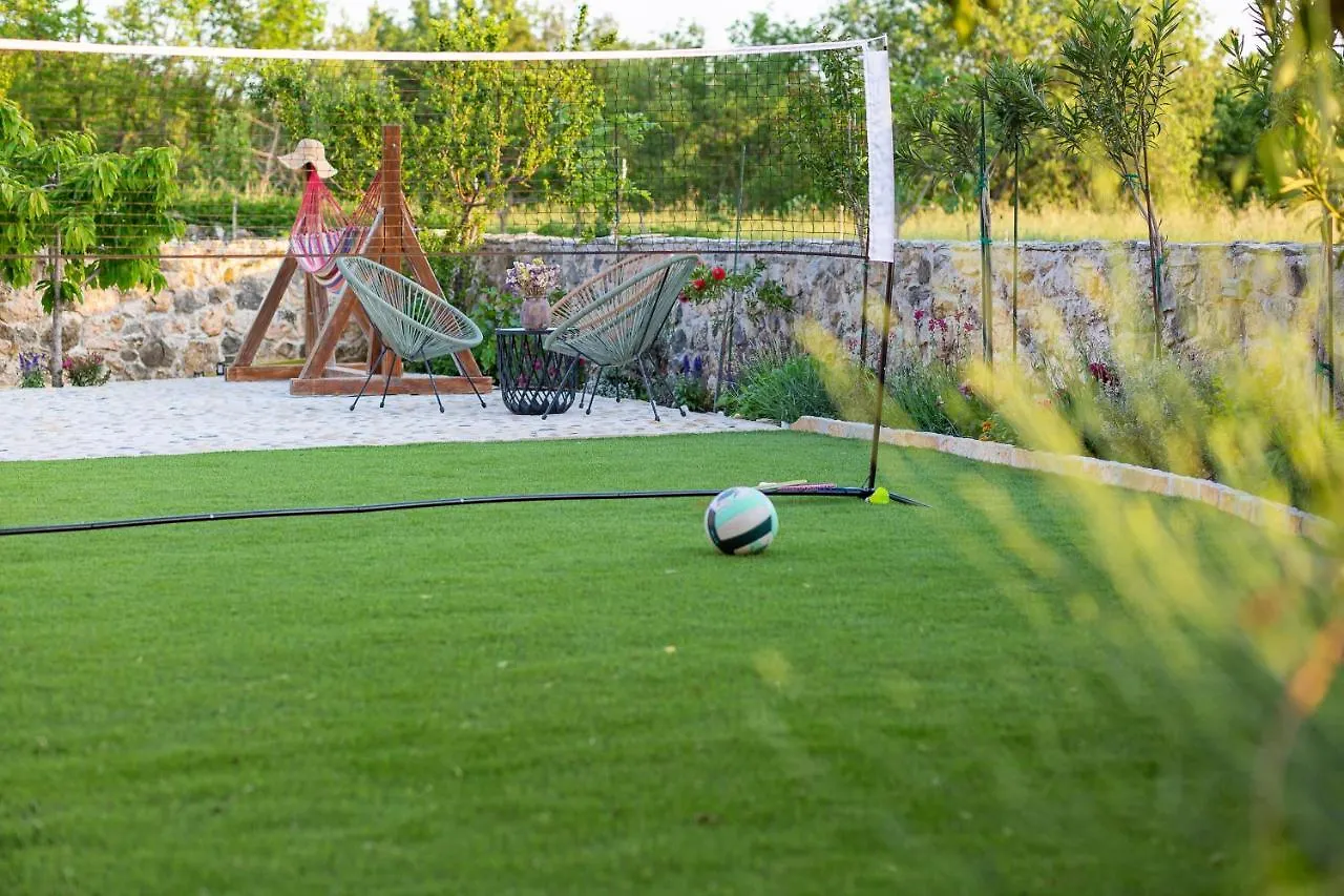 Holiday Home - Villa Thorak Anić كرواتيا