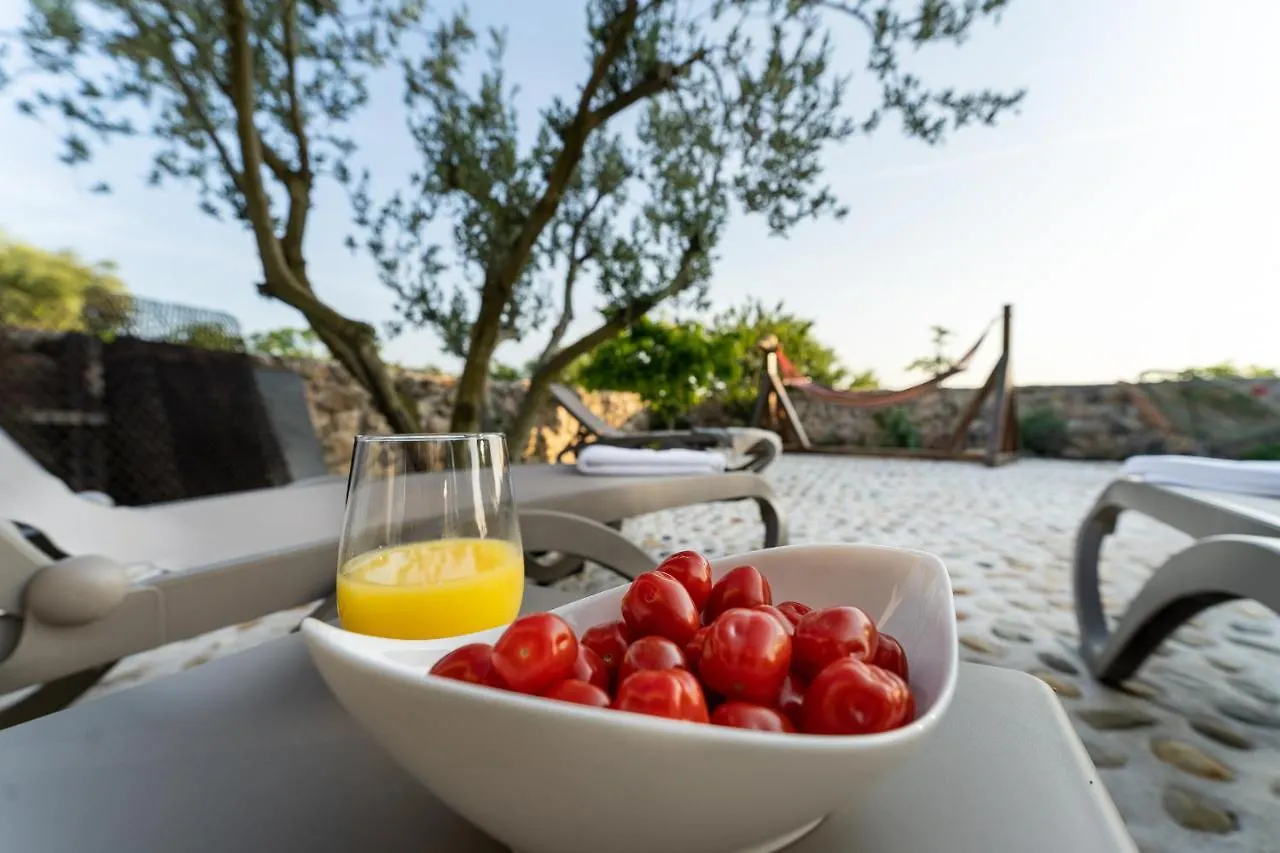 Holiday Home - Villa Thorak Anic